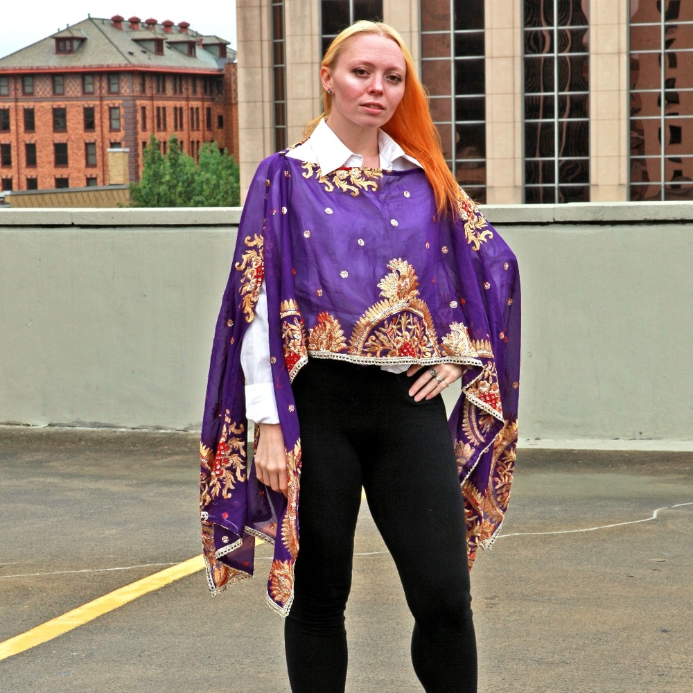 Exclusive, vintage, embroidered Indian wrap!